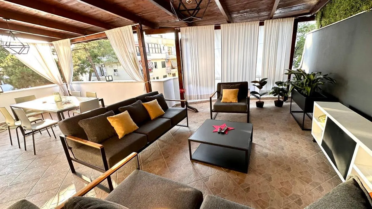 Vacation Vibes - Modern Apartment In Golem Near Sea
